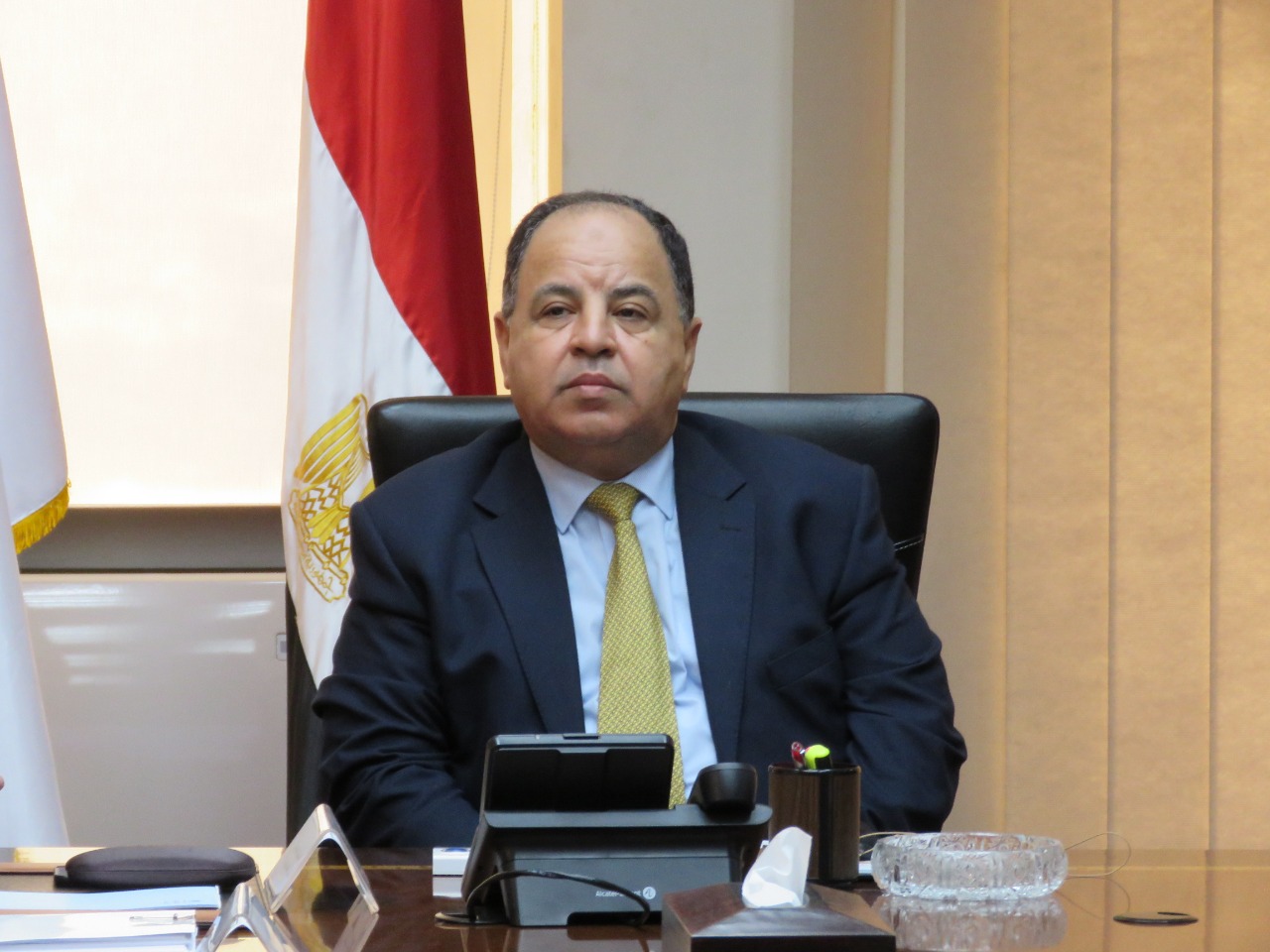 الرئيس السيسي يكلف الحكومة بوضع كافة الإمكانات المصرية تحت أمر السودان